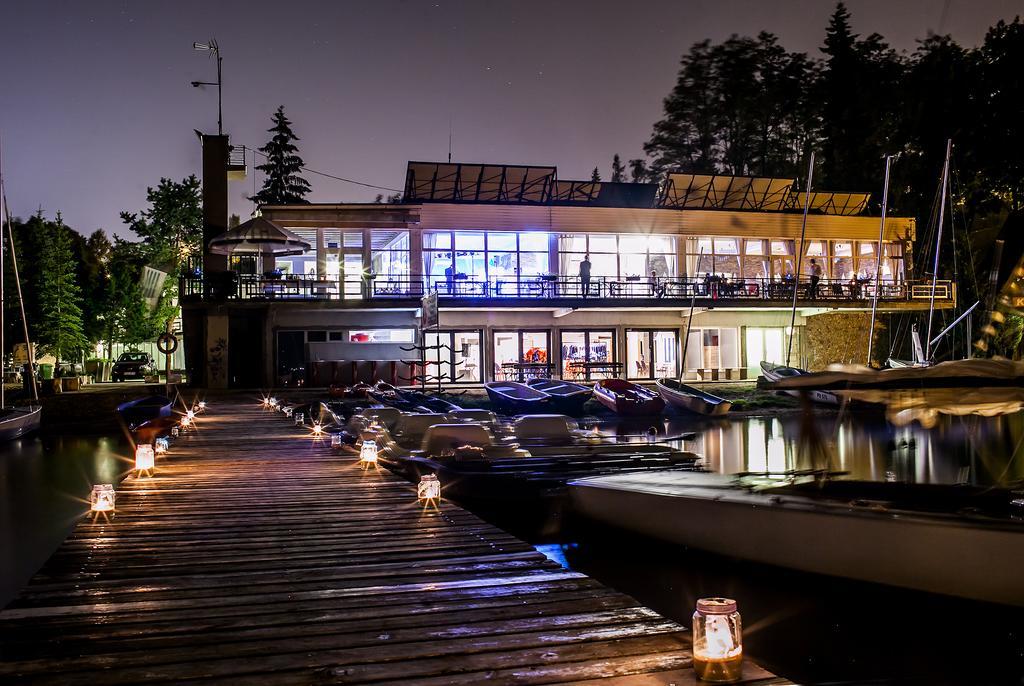 Kaskada Hotel Познань Екстер'єр фото