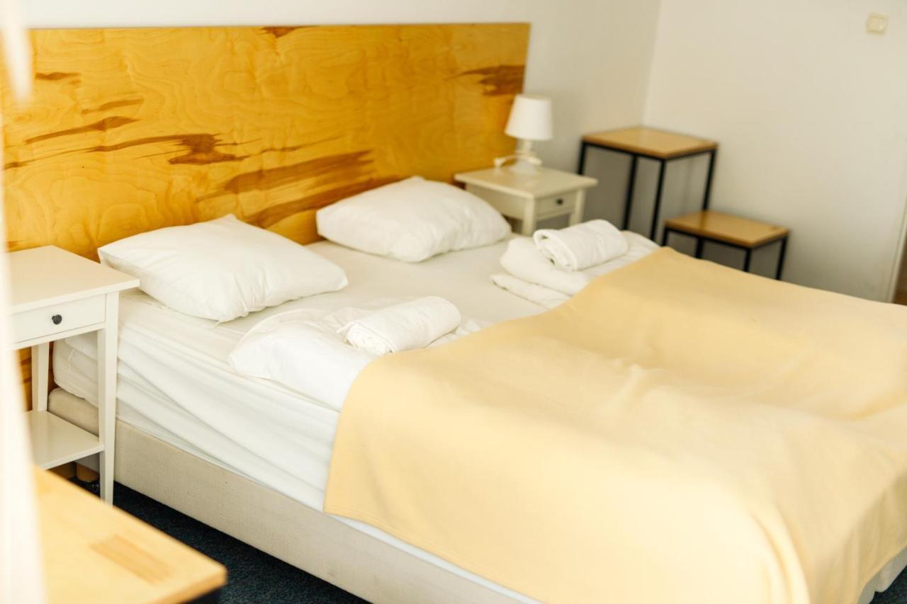 Kaskada Hotel Познань Екстер'єр фото