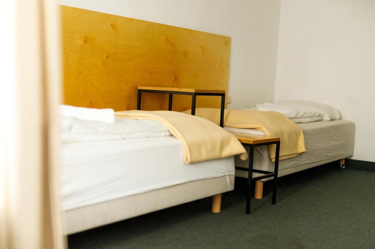 Kaskada Hotel Познань Екстер'єр фото